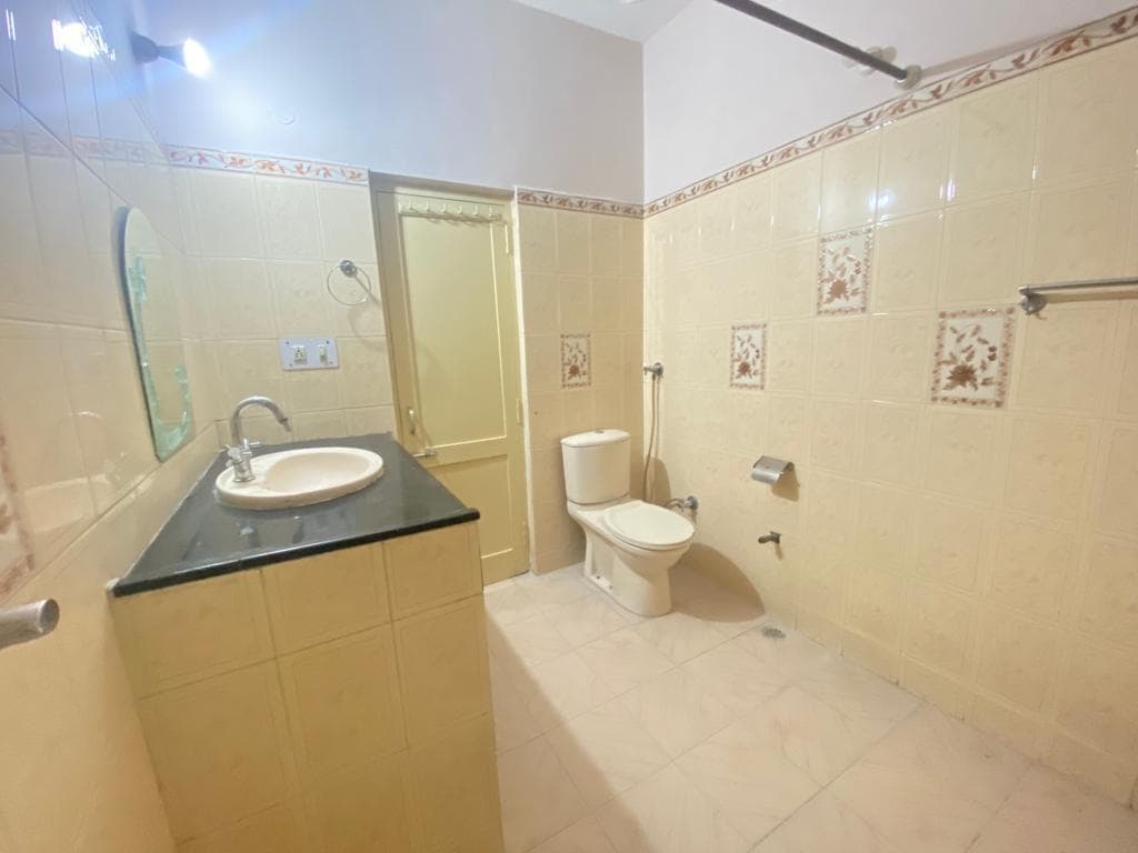 2 BHK Furnished Apartment for Rent in Sector 22