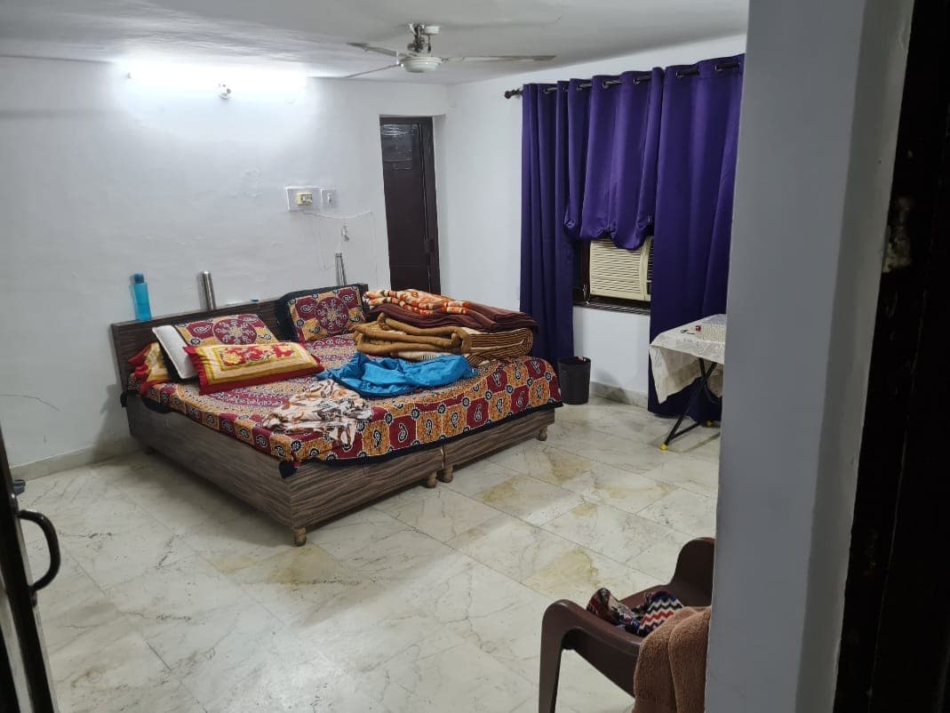 Furnished 2BHK Independent Floor for Rent in Sector 18, Chandigarh