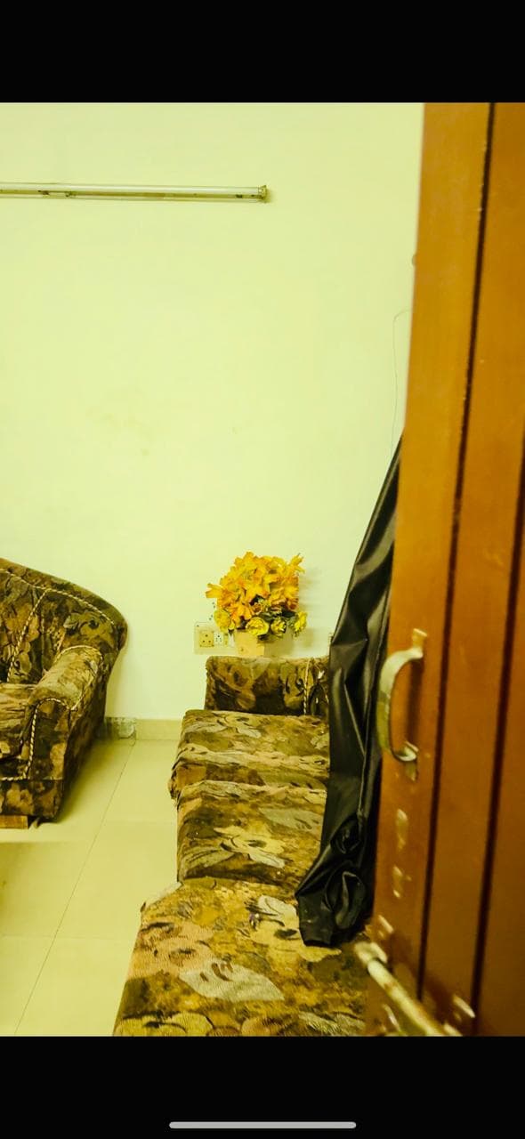 Fully Furnished 2 Room Set for Rent in Sector 59, Phase 4